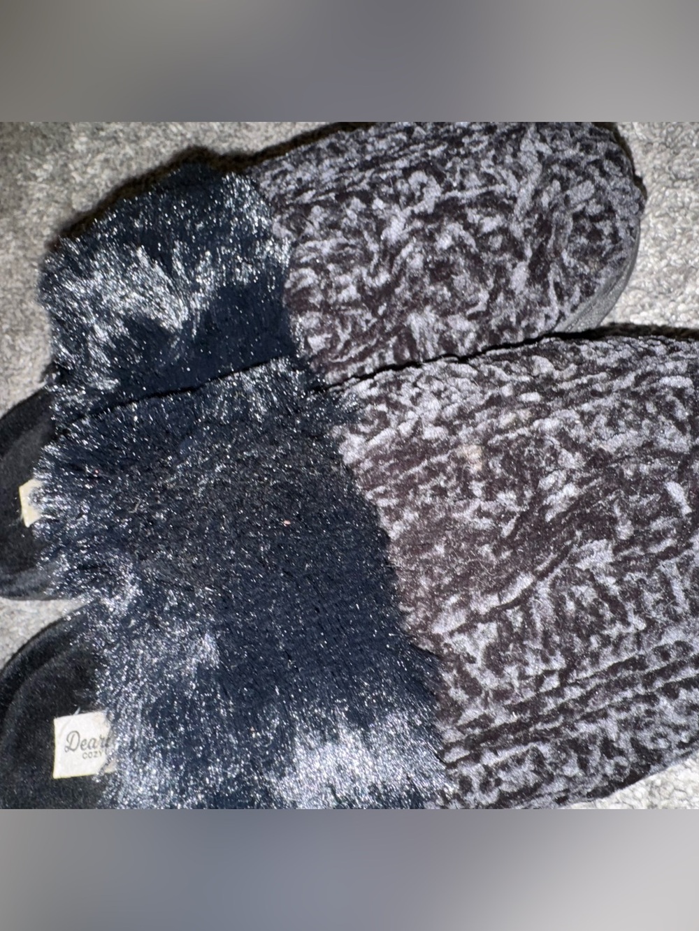 NWOT Dear forms  Black Faux Fur Slip-On Slippers